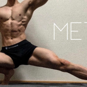 男菩萨の身材
/t